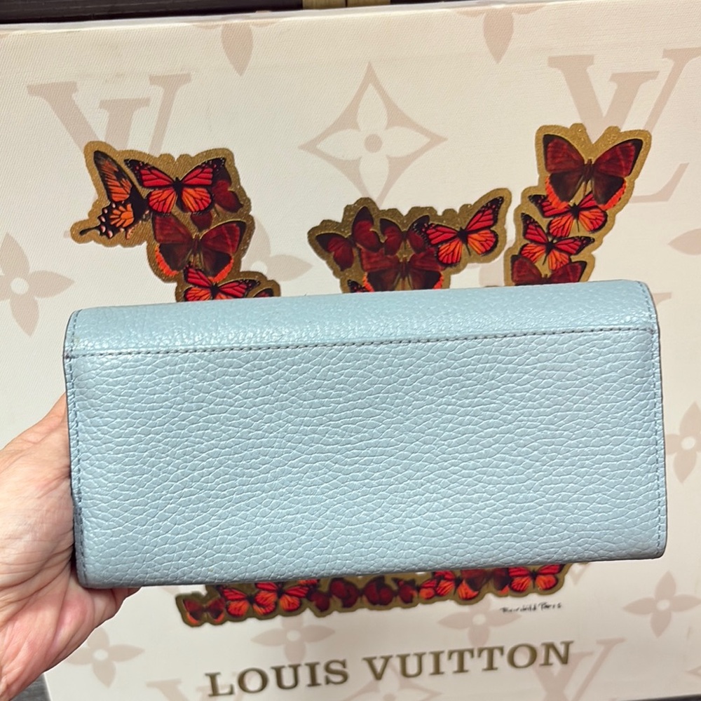 Michael Kors Fulton Flap Leather Wallet - Picture 5 of 11